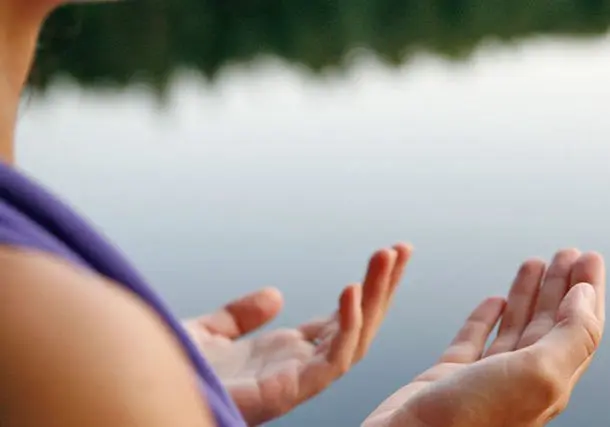 Sahaja_hands_lake